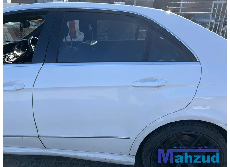 MERCEDES E KLASSE W212 Wit 149 Links achter deur 2009-2013