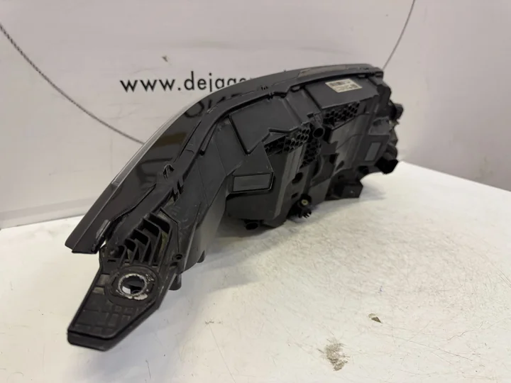 range-rover-velar-koplamp-full-led-links-j8a213w030eg — foto 7