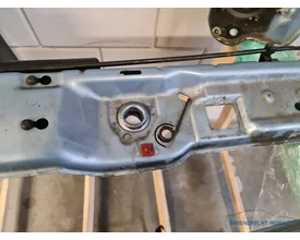voorfront-opel-tigra-b-tt-twintop-voor-front-bumperbalk-slotplaat-koplamphouder-09114128-origineel-gebruikt-2004-2010 — foto 12