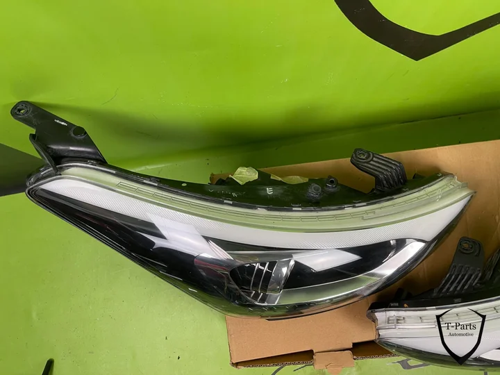 hyundai-i20-koplamp-links-rechts-92102c8200-92101c8200 — foto 4