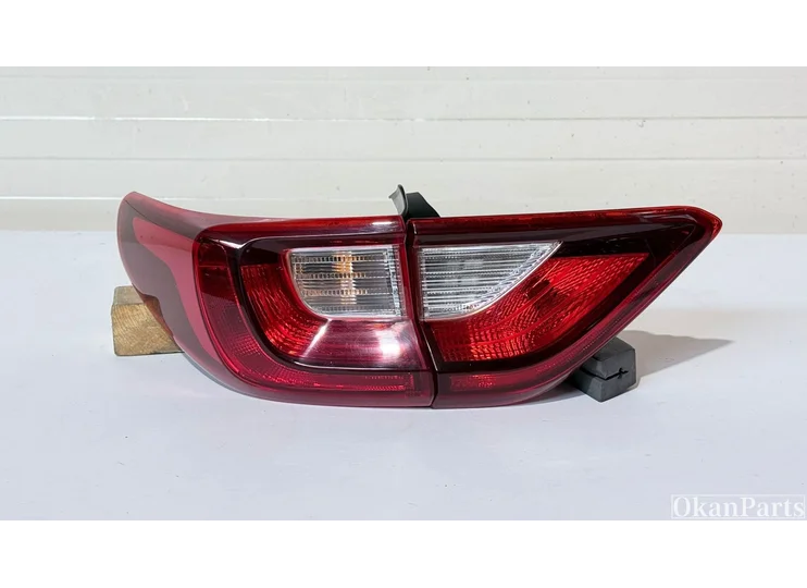 Feu arrière gauche Kia Stonic 92401H8400 92403H8400