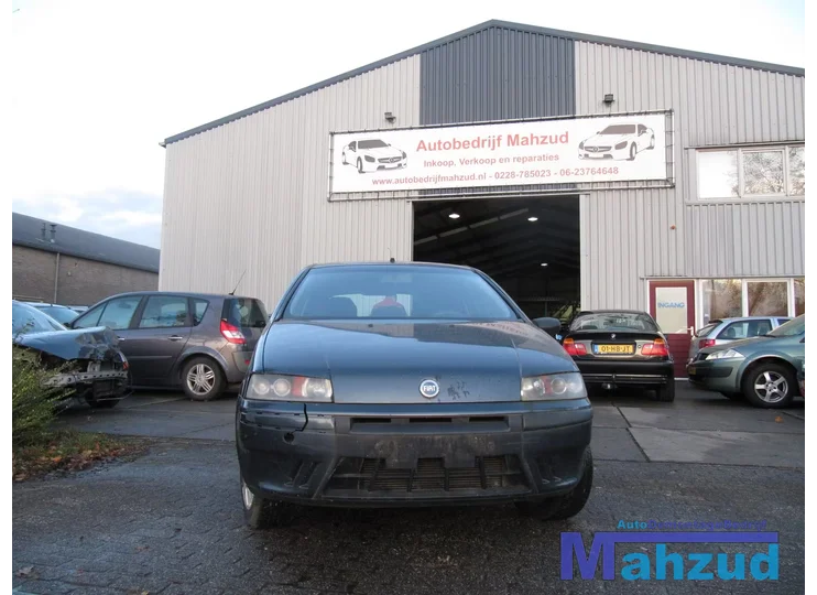 2001 FIAT PUNTO 1.2 16V DEMONTAGE SLOOP ONDERDELEN (19)