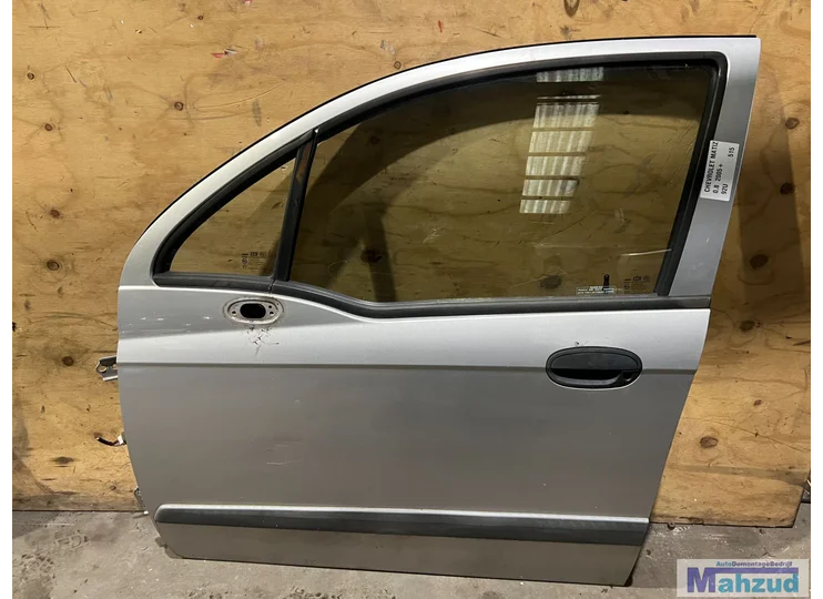 CHEVROLET MATIZ Zilver 92U links voor deur 2005+