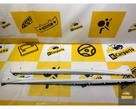 dorpel-vw-golf-8-viii-r-r20-sideskirts-5h0853860b59b-linksrechts-set