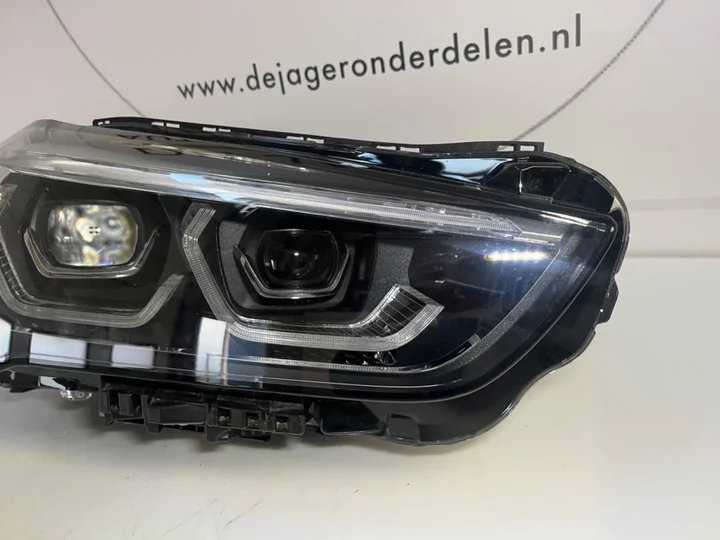 bmw-x1-f48-facelift-vol-led-koplamp-rechts-63115a0117202 — foto 2