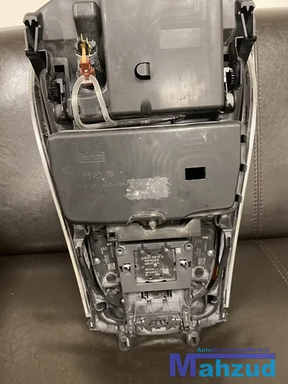 mercedes-c-klasse-w205-s205-c205-middenconsole-houd-zwart — foto 6
