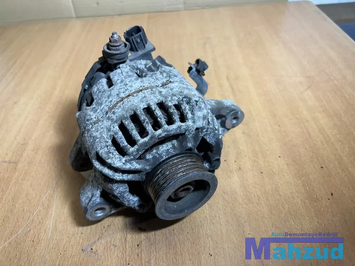 toyota-yaris-p9-13-dynamo-20052010 — foto 4