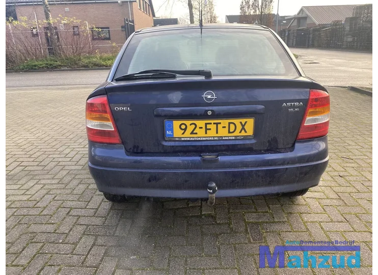 opel-astra-g-blauw-z282-achterbumper-achterklep-achterlicht