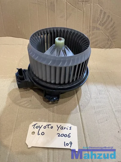 toyota-yaris-2-p9-aanjager-kachel-motor-av2727000301 — foto 4