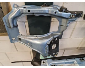 voorfront-opel-tigra-b-tt-twintop-voor-front-bumperbalk-slotplaat-koplamphouder-09114128-origineel-gebruikt-2004-2010 — foto 10