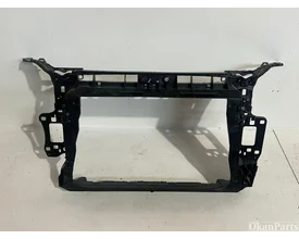 audi-q3-83a-f3-voorfront-83a805594j