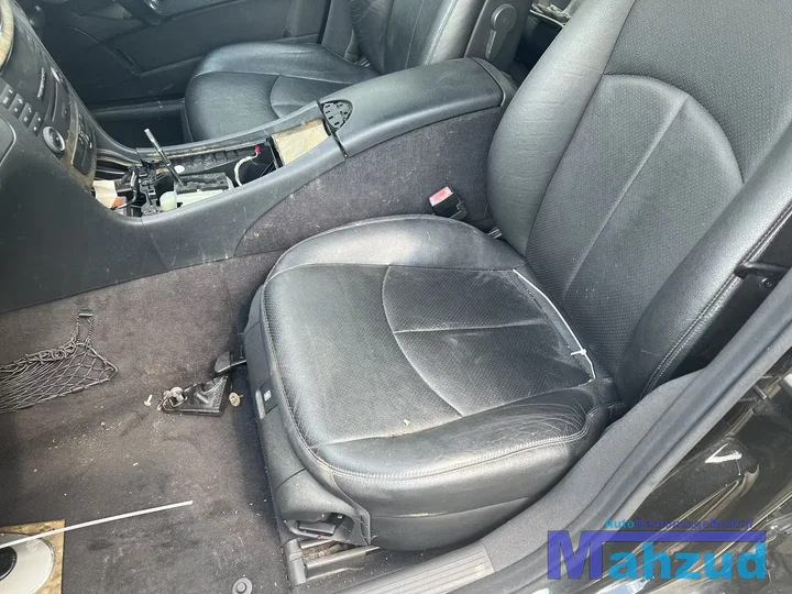 mercedes-e-klasse-w211-sedan-zwart-leer-elektrisch — foto 2