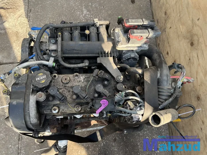 fiat-punto-2-188-14-motorblok-motor-843a1000 — foto 3
