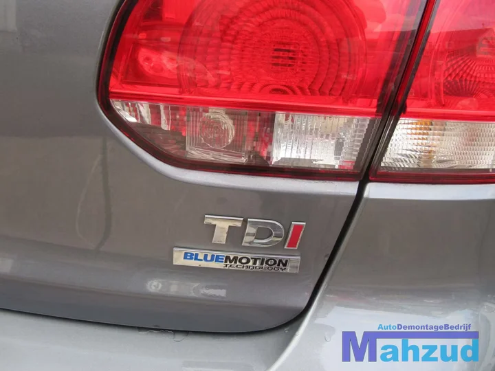 2010-volkswagen-golf-6-16-tdi-demontage-sloop-123 — foto 10