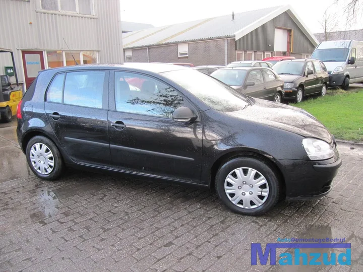 2008-volkswagen-golf-5-14-16v-demontage-sloop-120 — foto 8