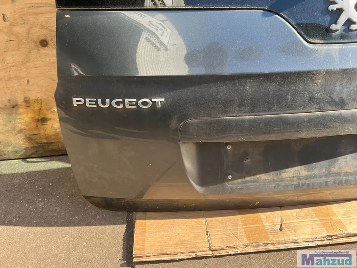 peugoet-5008-grijs-ktpd-achterklep-schade-20092016 — foto 4