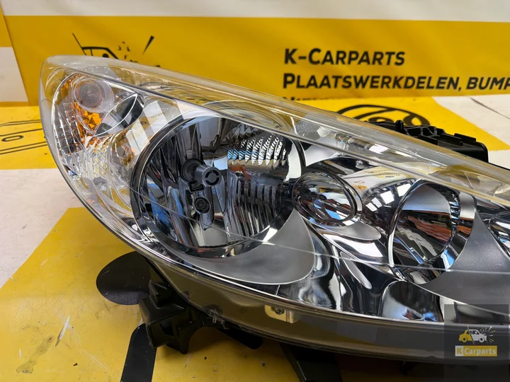 peugeot-207-rechts-koplamp-origineel-89900879 — foto 2