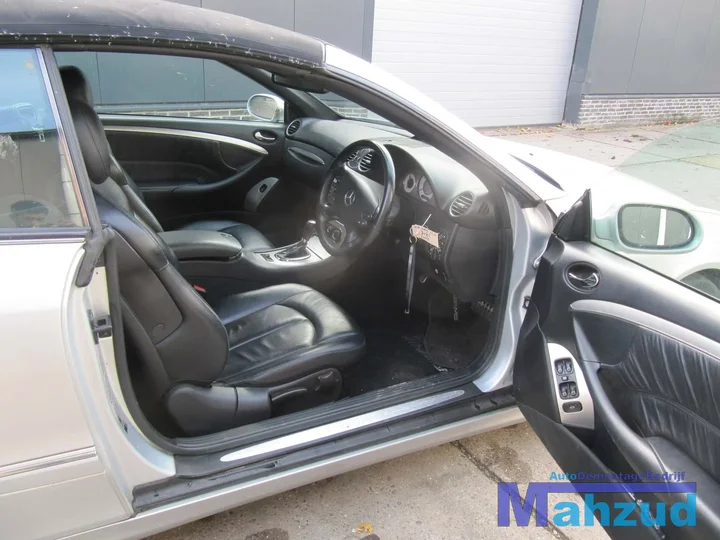 2006-mercedes-clk-200-18-c209-cabrio-demontage-sloop-207 — foto 9