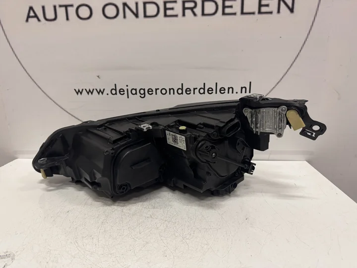 vw-golf-8-viii-koplamp-full-led-iq-light-rechts-5h1941060k — foto 4
