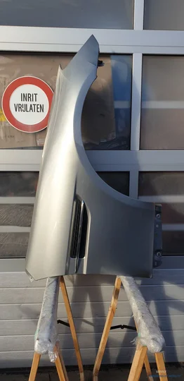 spatbord-r172-mercedes-slk-klasse-rechts-792-palladium-silver-voorscherm-origineel-gebruikt-2011-2019 — foto 2