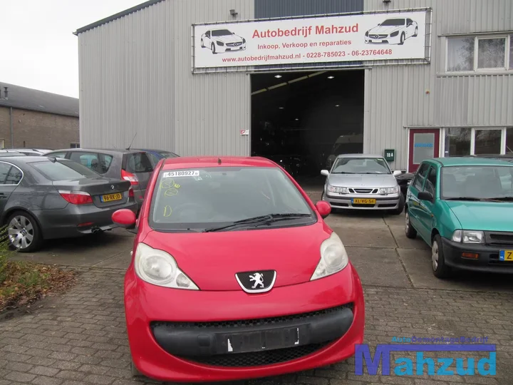 2006-peugeot-107-10-demontage-sloop-82 — foto 2