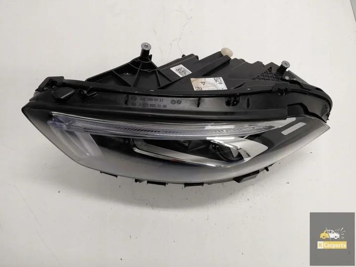 a1779060503-mercedes-aklasse-w177-multibeam-1-module-lamp-links — foto 2