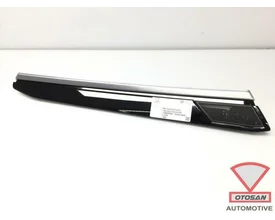 vw-touareg-2018-deurlijst-led-recht-voor-760868968-761947226