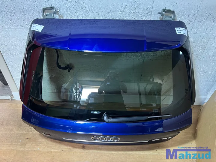 audi-a4-b9-avant-blauw-achterklep-20202024 — foto 2