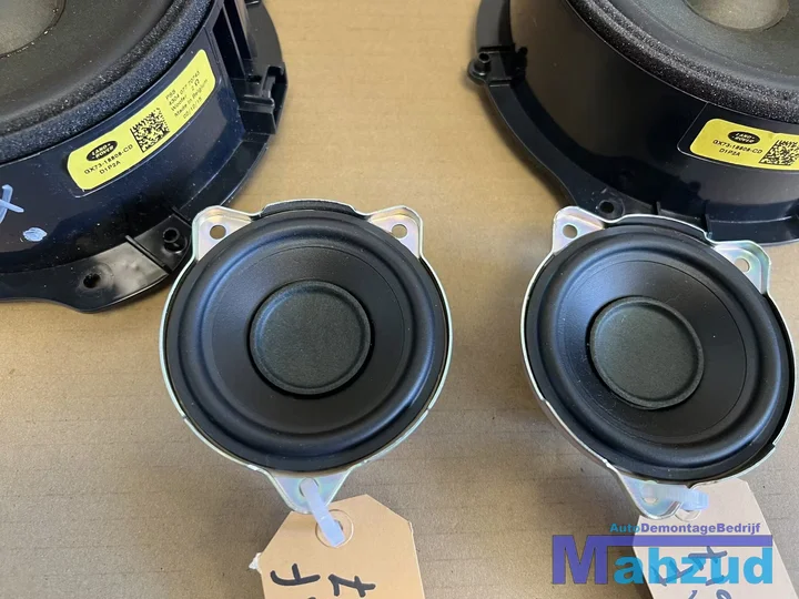 jaguar-xf-x260-links-rechts-voor-speaker-set-box-2015 — foto 2