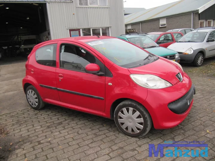 2006-peugeot-107-10-demontage-sloop-82 — foto 6