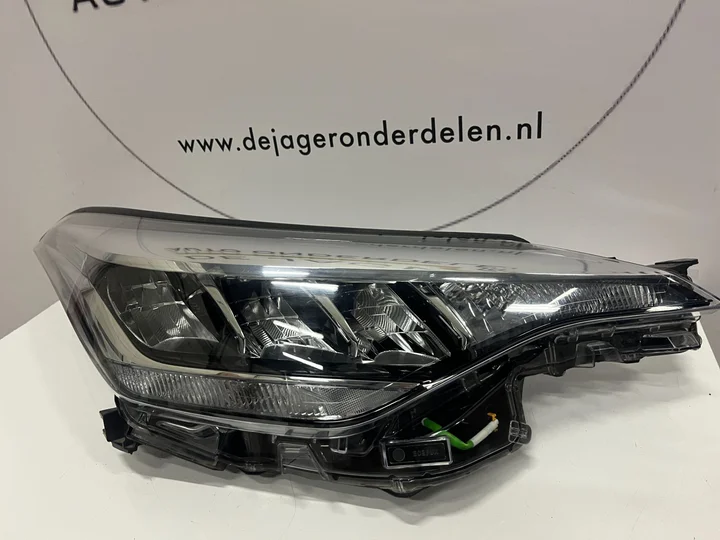 toyota-chr-chr-koplamp-vol-led-rechts-81110f418000 — foto 2