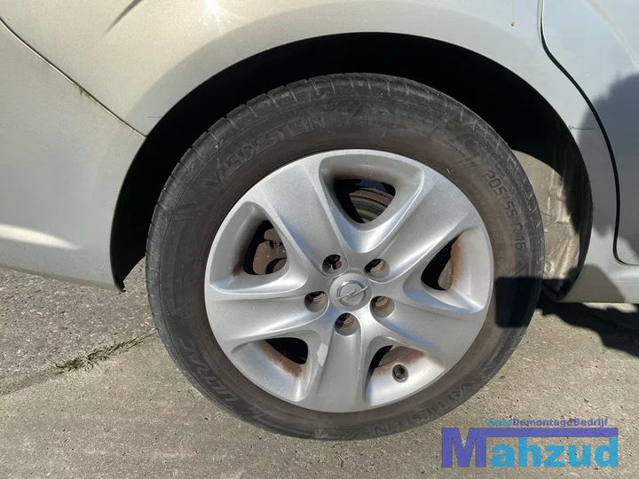 opel-zafira-b-stalen-velgen-5x110-651-16-inch — foto 4