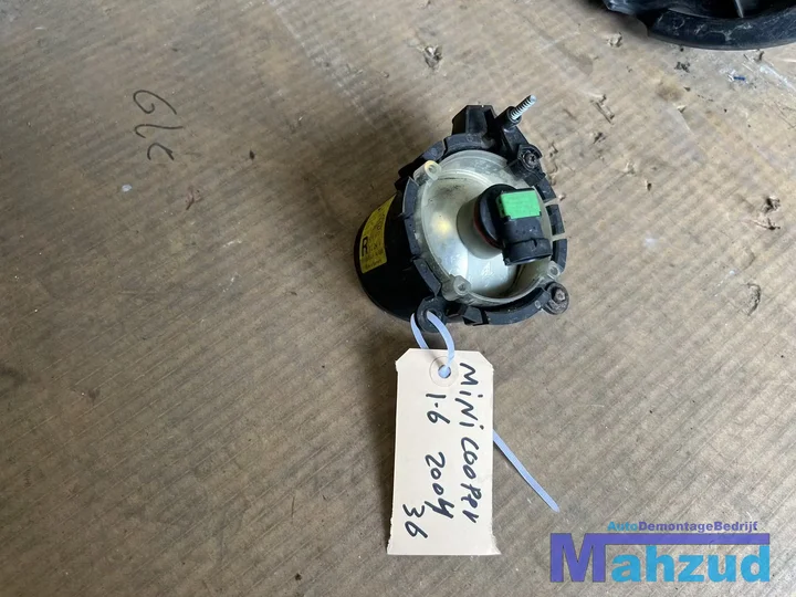 mini-cooper-one-rechts-mistlamp-69250509-20012006 — foto 3