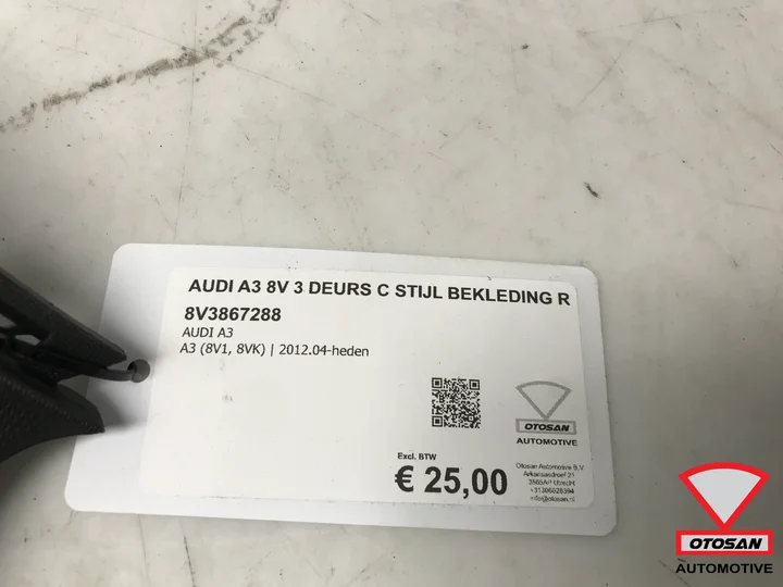 audi-a3-8v-3-deurs-c-stijl-bekleding-zwart-rechts-8v3867288 — foto 2