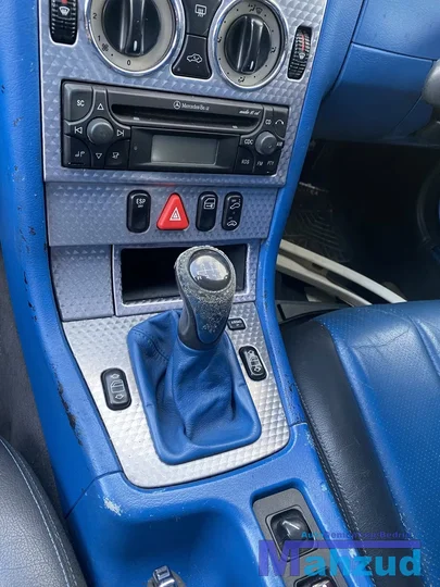 mercedes-slk-r170-blauw-middenconsole-radio-kachelpaneel-9604 — foto 7