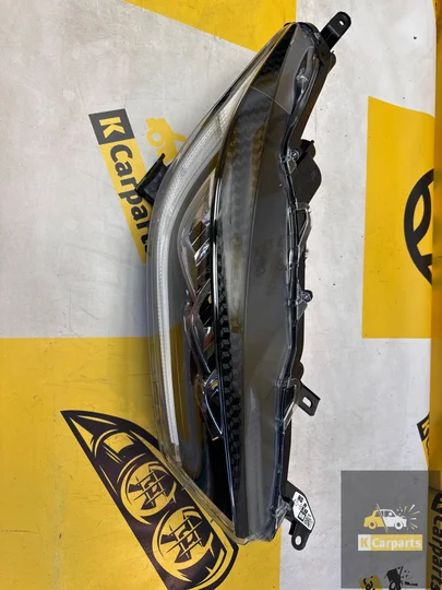 toyota-yaris-koplamp-rechts-origineel-koplamp-k08eu — foto 4