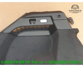 89a863879f-89a863879-q4-bagageruimtebekleding-q4-etron — foto 2
