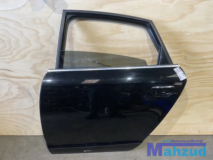 audi-a6-c6-zwart-ly9b-links-achter-deur-portier-0411
