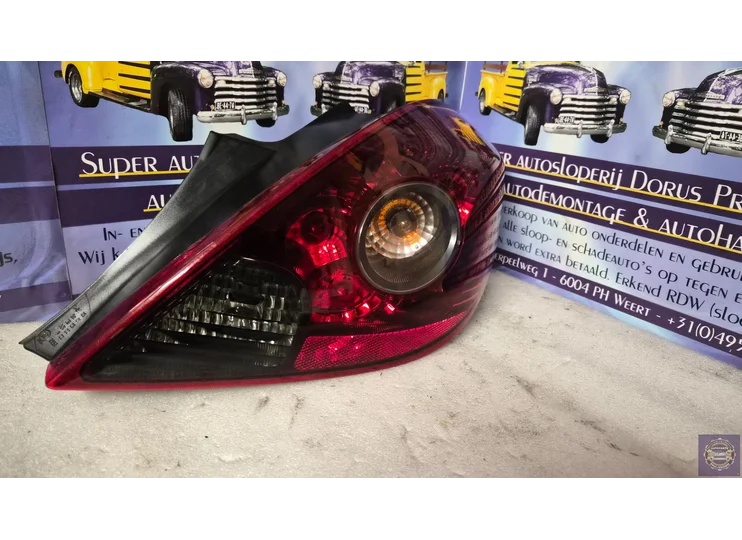 Opel Corsa D. 3 deurs Twinport Achterlicht rechts  13242812