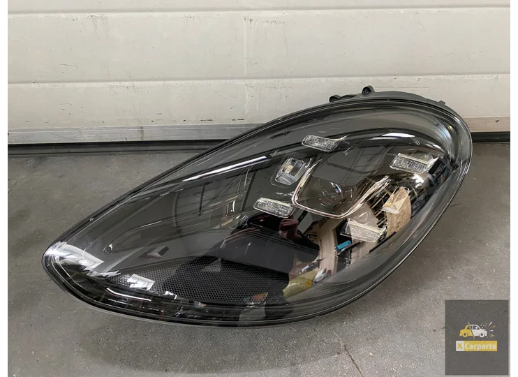 971.941.077., Porsche Panamera 971 FEU LED 100% gauche