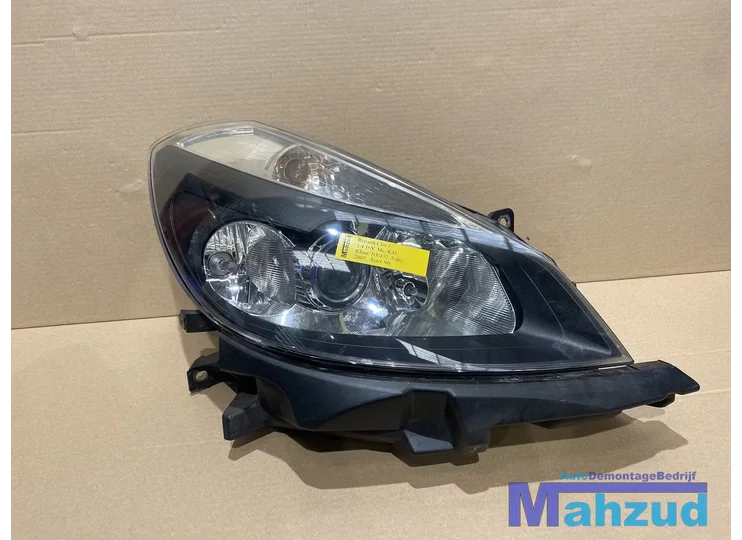 Renault Clio 3 xenon rechts koplamp rand Engels 