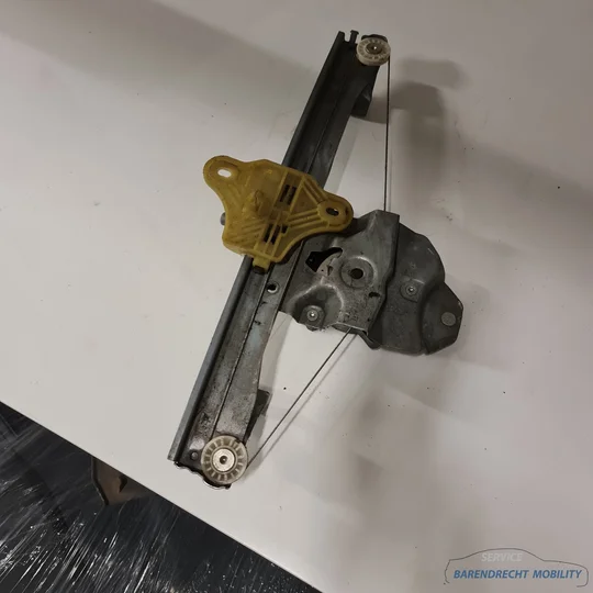 renault-clio-iv-raam-mechanisme-motor-ruit-mechaniek-rechts-achter-ra-origineel-nette-staat-gebruikt-2012-2013-2014-2015-2016-2017-2018-2019-2020-barendrecht-mobility-service — foto 8