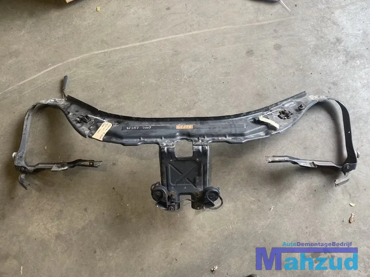 mercedes-r-klasse-w251-frontplaat-frontbalk