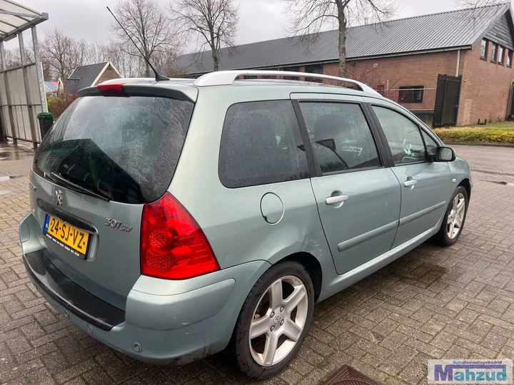 2006-peugeot-307-break-ezsd-groen-demontage-onderdelen — foto 6