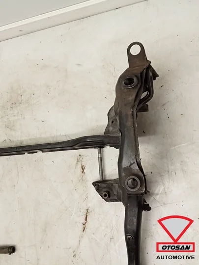 audi-rs6-c7-4g-subframe-voor-4g0399678a — foto 6