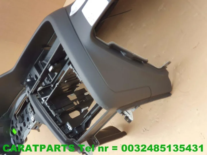 8t1857041f-8t1857003c-8t1857003d-audi-a5-dashboard-a5 — foto 13