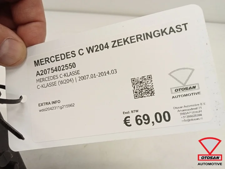 mercedes-c-klasse-w204-zekeringkast-a2075402550 — foto 4