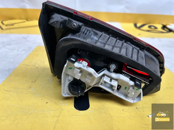 volkswagen-golf-7-achterlichtachterklep-rechts-5g0945094r — foto 2