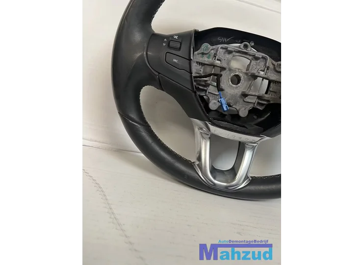 peugeot-208-stuurwiel-stuur-leder-20122019