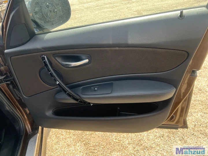 bmw-1-serie-e87-5deurs-interieur-stoel-achterbank-20042011 — foto 5